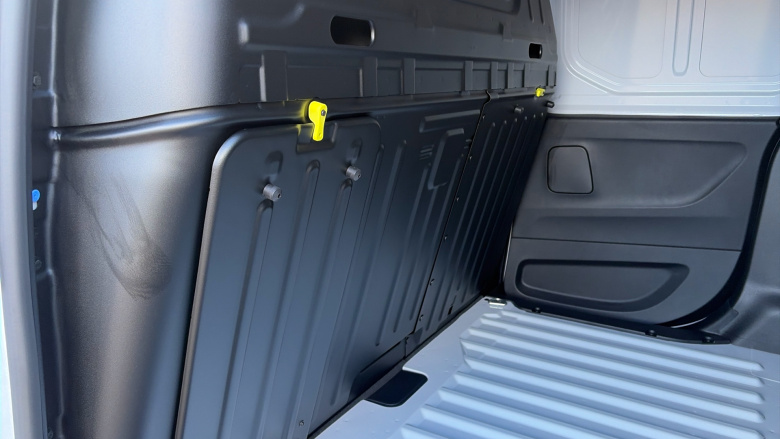 Vauxhall Combo Cargo Combo Xl Diesel 1.5 Turbo D 100ps Pro H1 Van